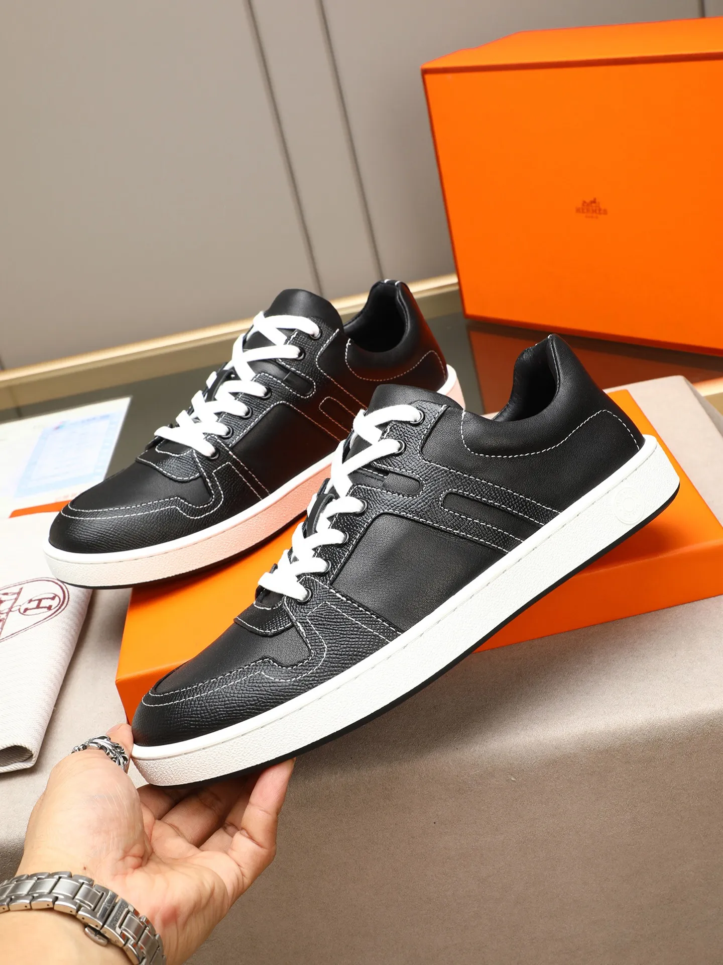 Men's shoes 💰720 [HERMES] Hermès - High-end quality original 🔍🔍🔍 casual sneakers - Upper: 🔝 Napa calfskin, shoe body sewn with brand 'H' totem - Lining: water-dyed cowhide - Outsole: original TPR. :38-44 (45, can be customized)